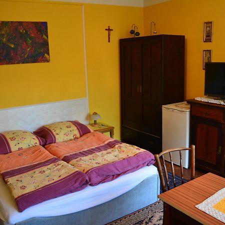 Privat Henry Bed and Breakfast Liptovský Mikuláš Eksteriør billede